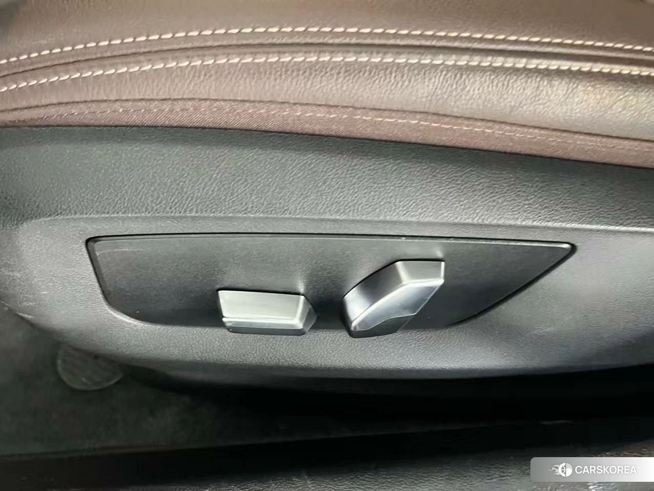 BMW 5 series id 4426746 из Китая 16