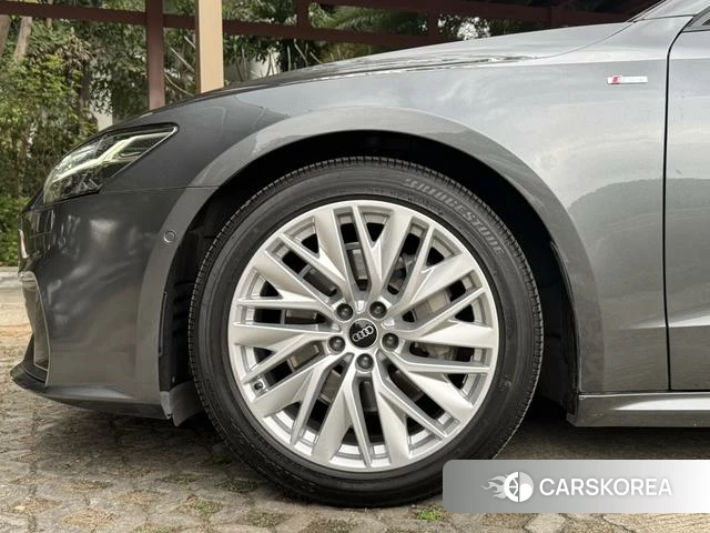 Audi A7 id 4261486 из Китая 16