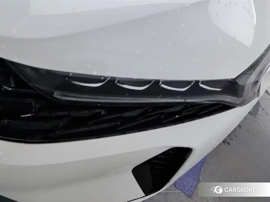 Kia K5 id 4565216 из Китая 9
