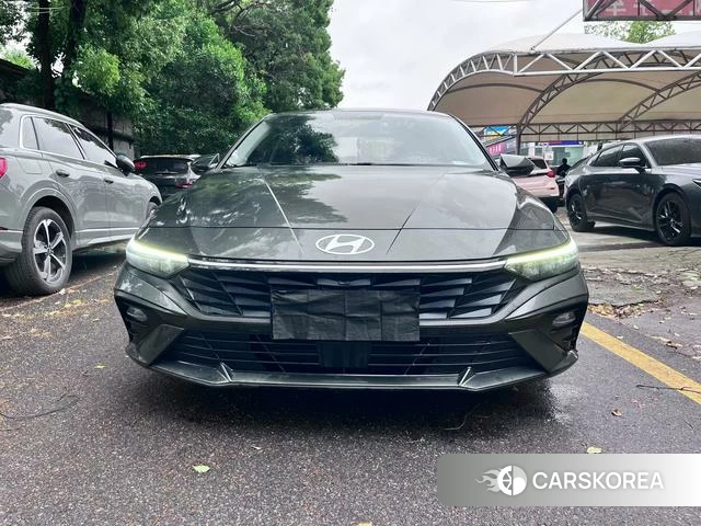 Hyundai Elantra 2024 Темно-серый из Китая, фото 3
