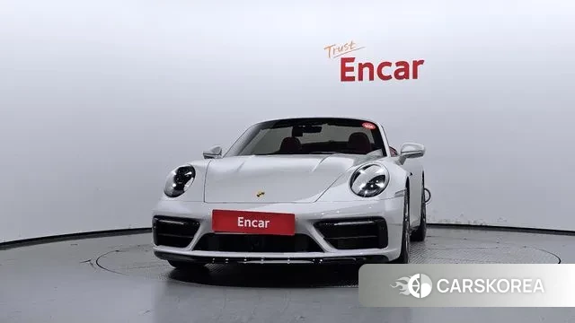 Porsche 911(992) id 2980599 из Кореи 13