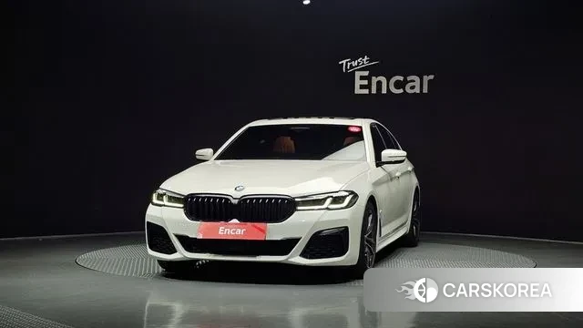 BMW 5 Series (G30) id 3366325 из Кореи 13