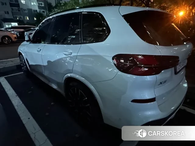 BMW X5 (G05) 2025 Белый из Кореи, фото 3
