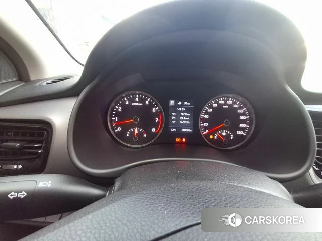 Kia Stonic 2018 Фиолетовый из Кореи, фото 3