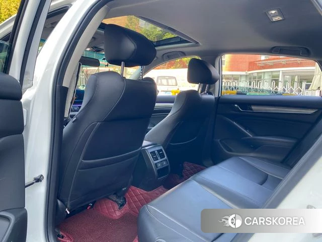 Honda Accord 2022 Белый из Китая, фото 3