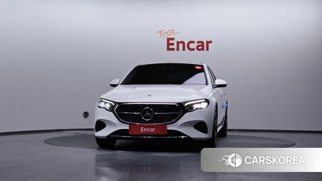 Mercedes-Benz E-Class W214 id 3909481 из Кореи 13