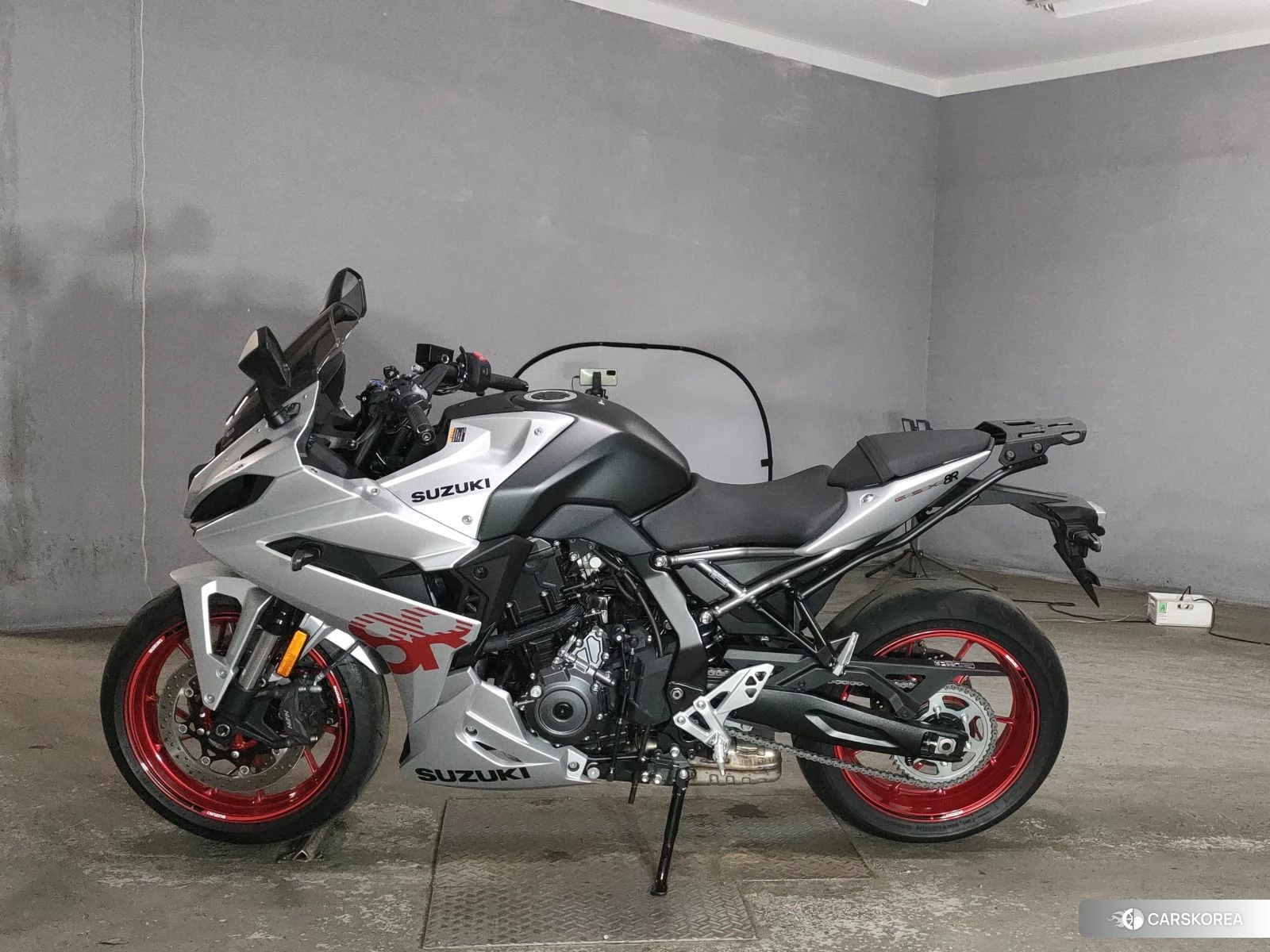 Проданный Suzuki GSX-8R id 4206198 из Японии