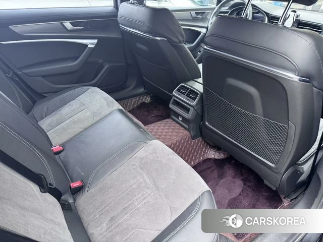 Audi A6L 2022 Черный из Китая, фото 3