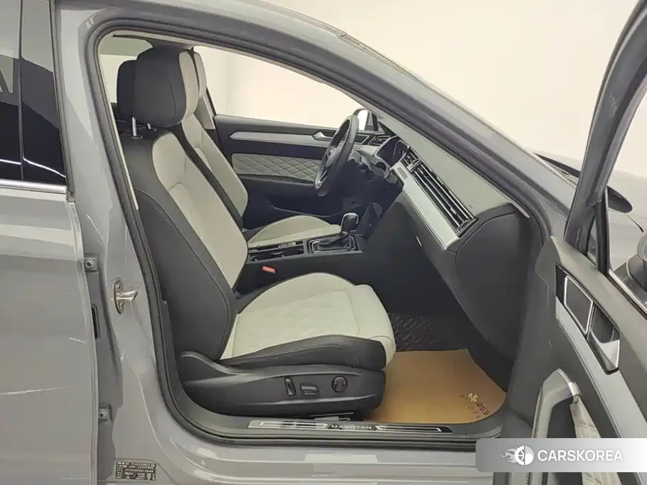 Volkswagen Magotan id 4576603 из Китая 9