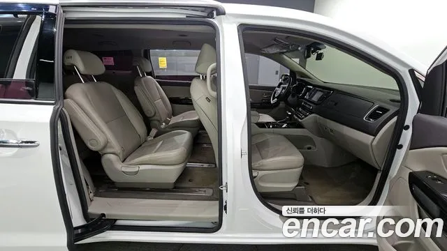 Kia All New Carnival id 2699355 из Кореи 13