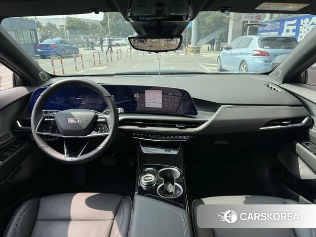 Cadillac GT4 id 3920805 из Китая 20