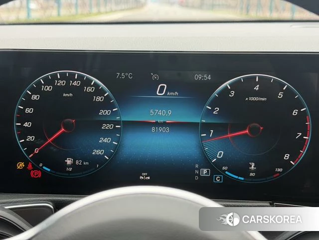 Mercedes-Benz GLB id 4209772 из Китая 22