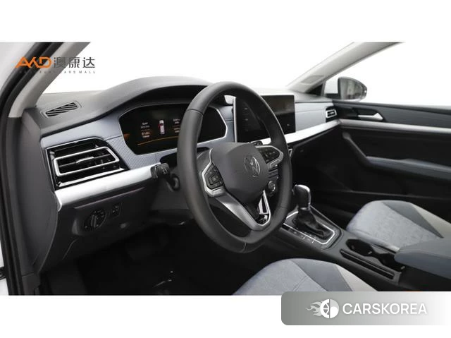 Volkswagen Lavida 2022 Белый из Китая, фото 3