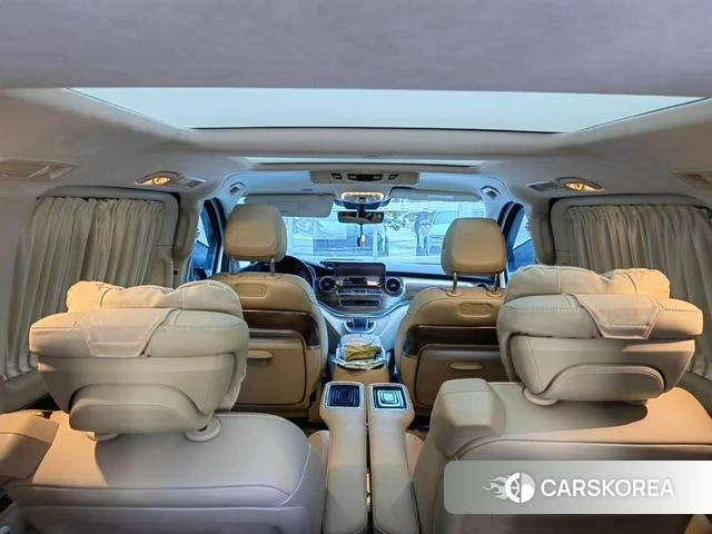 Mercedes-Benz V-class 2023 Черный из Китая, фото 6