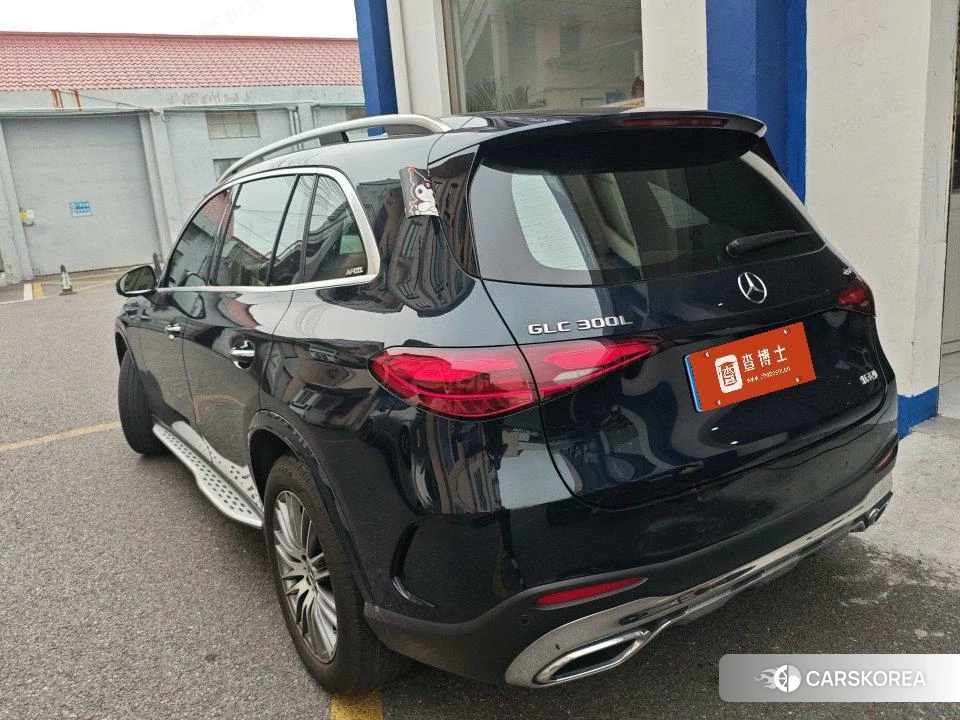 Mercedes-Benz GLC 2023 Зеленый из Китая, фото 4