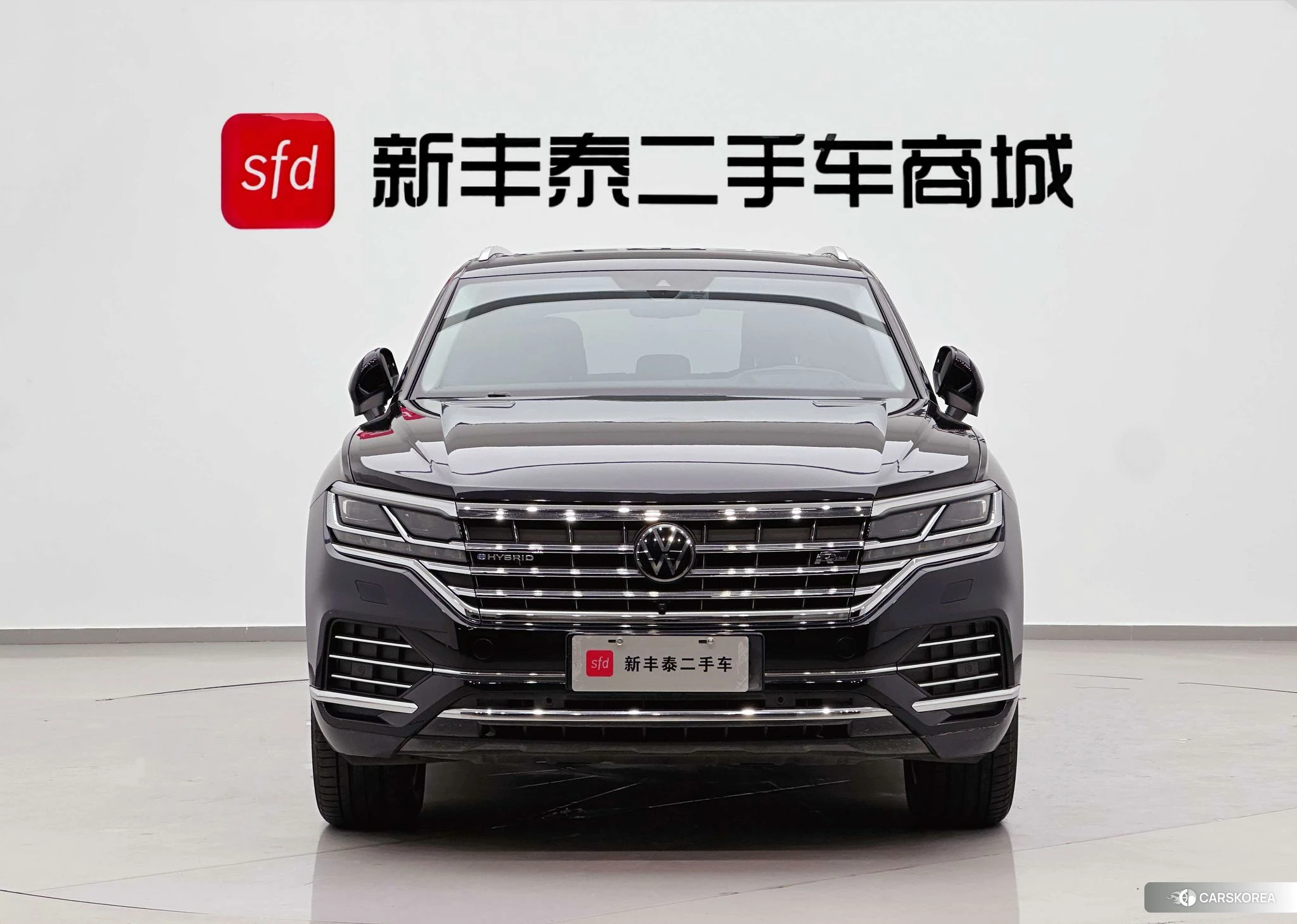 Volkswagen Touareg PHEV id 4420083 из Китая 19