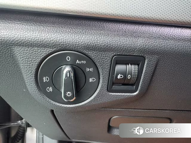 Volkswagen Bora id 4278605 из Китая 19