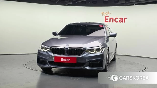 BMW 5 Series (G30) id 4417404 из Кореи 13