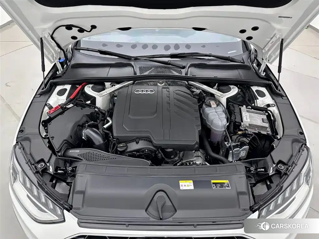 Audi A4L id 4548120 из Китая 23