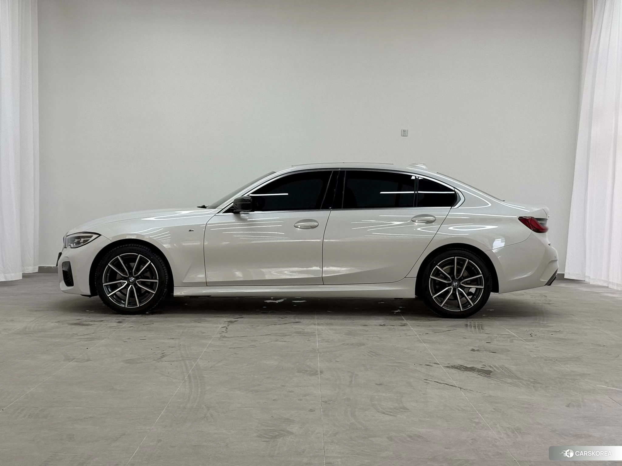 BMW 3 series id 4486206 из Китая 13