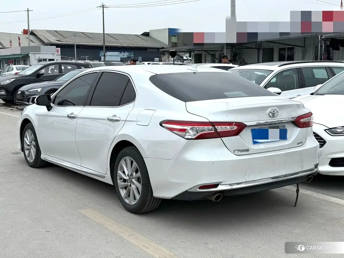 Toyota Camry 2023 Белый из Китая, фото 3