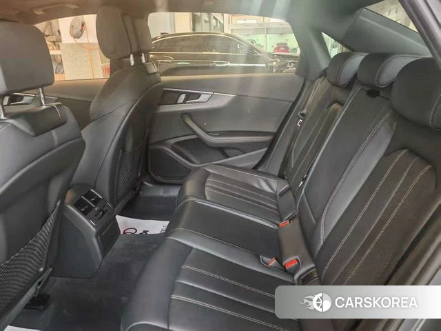 Audi A4L id 4271124 из Китая 18