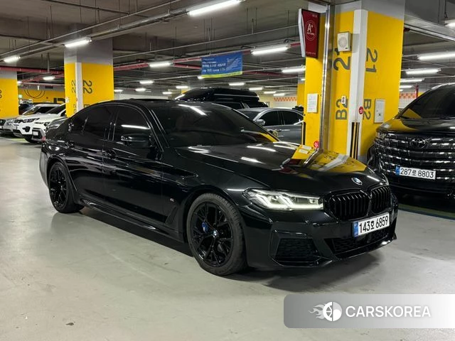 BMW 5 Series (G30) id 4249955 из Кореи 13