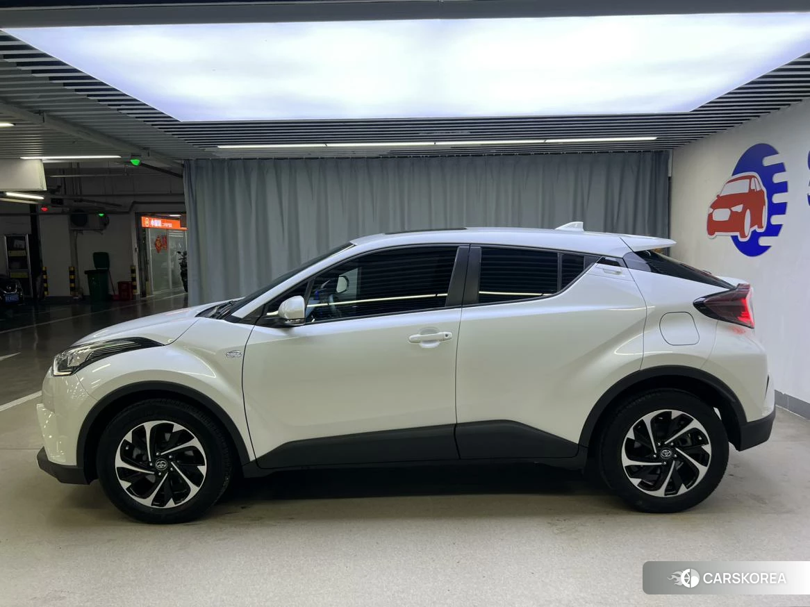 Toyota IZOA id 4467965 из Китая 13