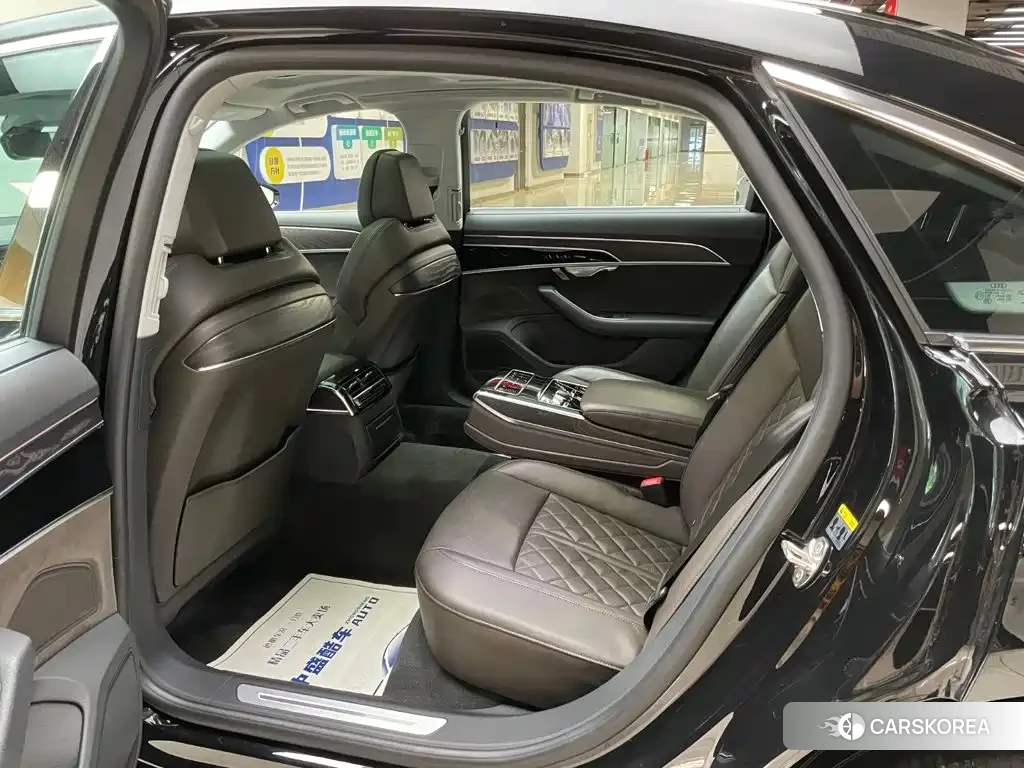Audi A8 id 4644683 из Китая 21