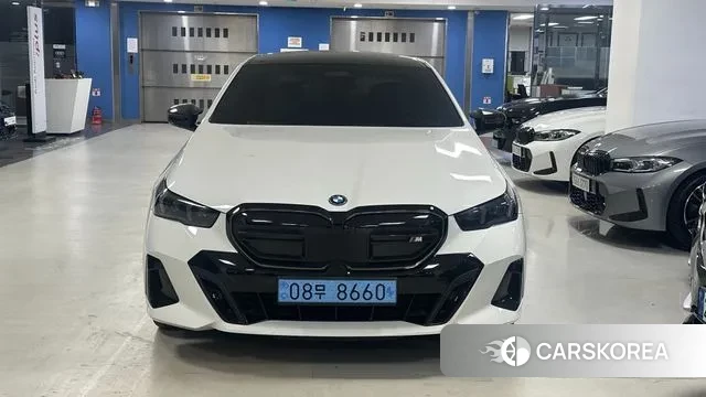 BMW i5 (G60) 2024 Белый из Кореи, фото 3