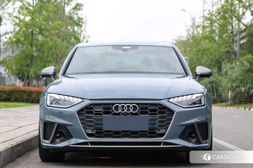Audi A4L 2021 Синий из Китая, фото 3