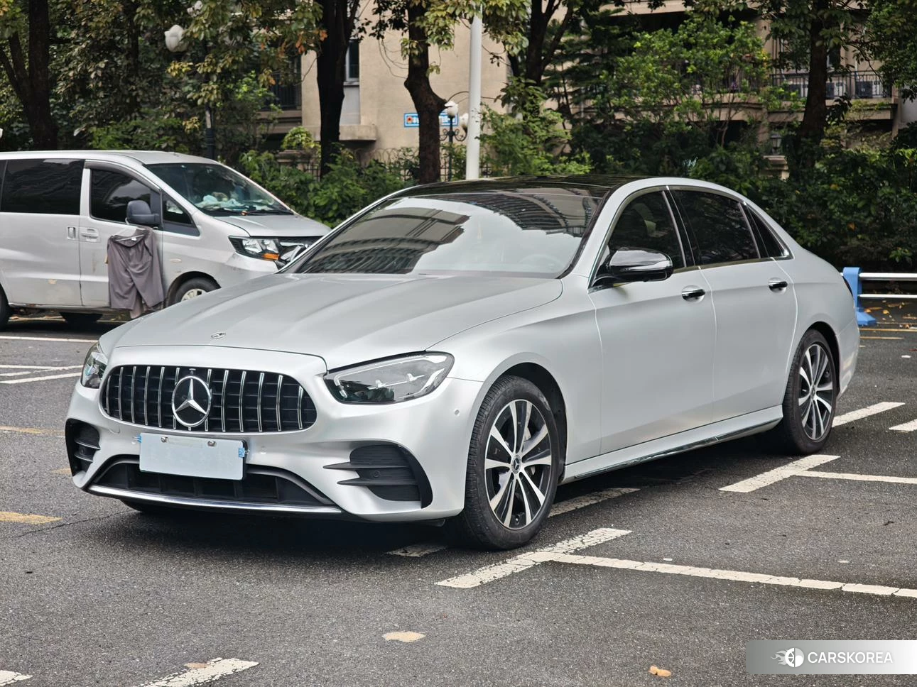 Mercedes-Benz E-class PHEV id 4473618 из Китая 7