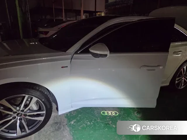 Audi A6 (C8) 2023 Белый из Кореи, фото 4
