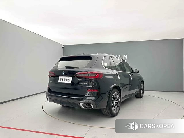BMW X5 (imported) 2021 Черный из Китая, фото 3