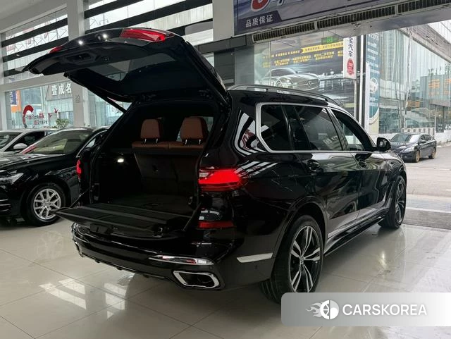 BMW X7 id 4256116 из Китая 14