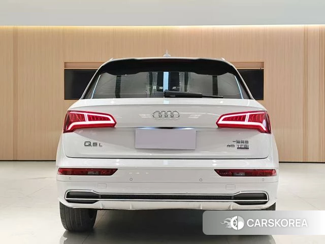 Audi Q5L id 4254412 из Китая 12