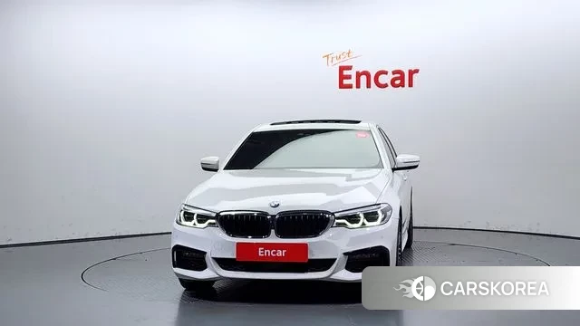 BMW 5 Series (G30) id 3008672 из Кореи 13