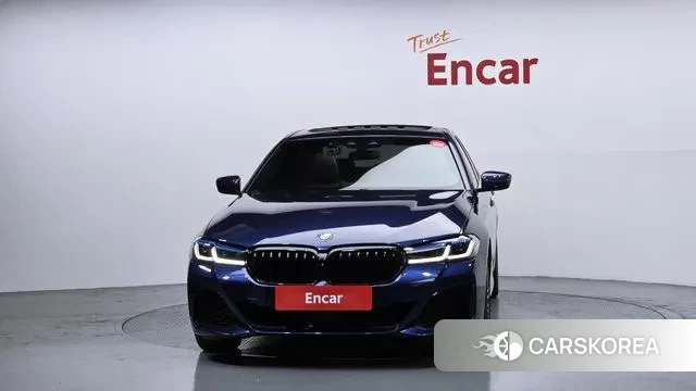 BMW 5 Series (G30) id 3520002 из Кореи 13