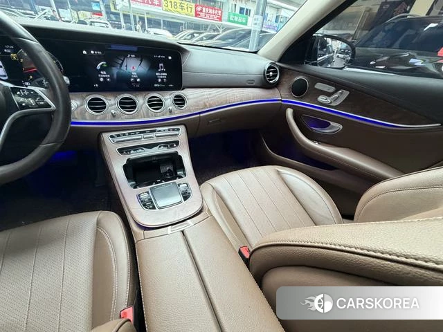 Mercedes-Benz E-class id 4278748 из Китая 23