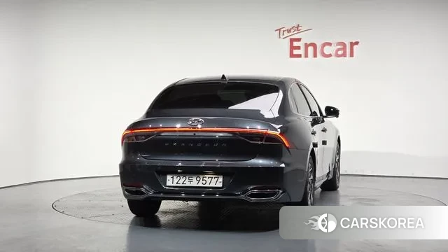 Hyundai The New Grandeur IG Hybrid id 2989757 из Кореи 13