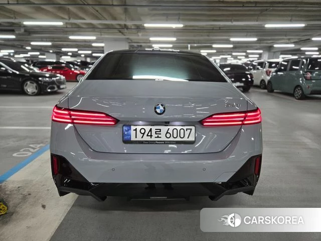 BMW 5 Series (G60) id 3922043 из Кореи 13