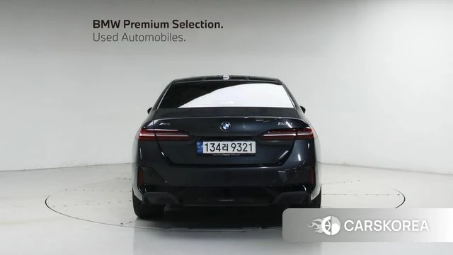 BMW 5 Series (G60) id 4834721 из Кореи 13