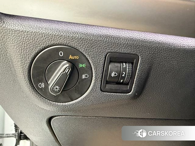 Volkswagen Lavida id 4209399 из Китая 15