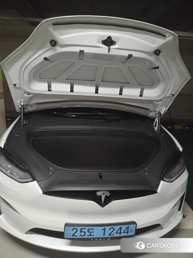 Tesla Model X 2023 Белый из Кореи, фото 4