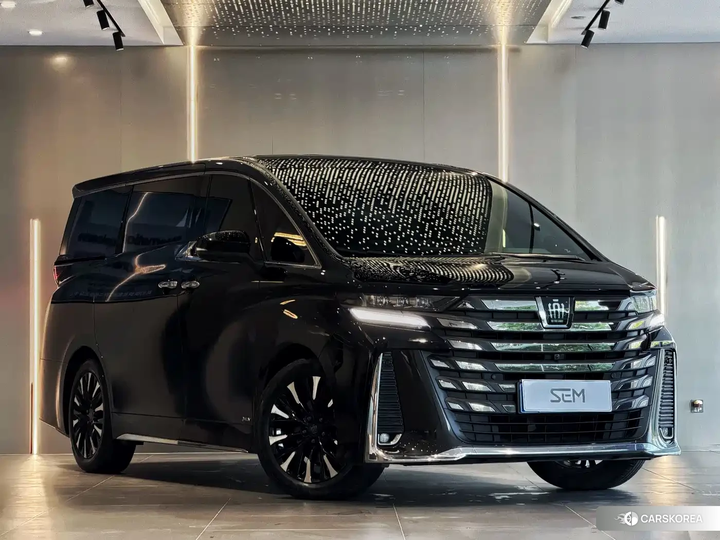 Toyota Vellfire 2023 Черный из Китая, фото 5