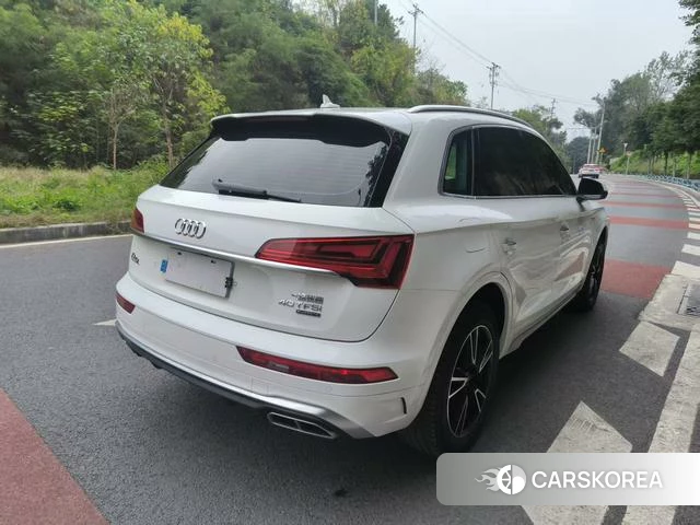 Audi Q5L 2022 Белый из Китая, фото 4