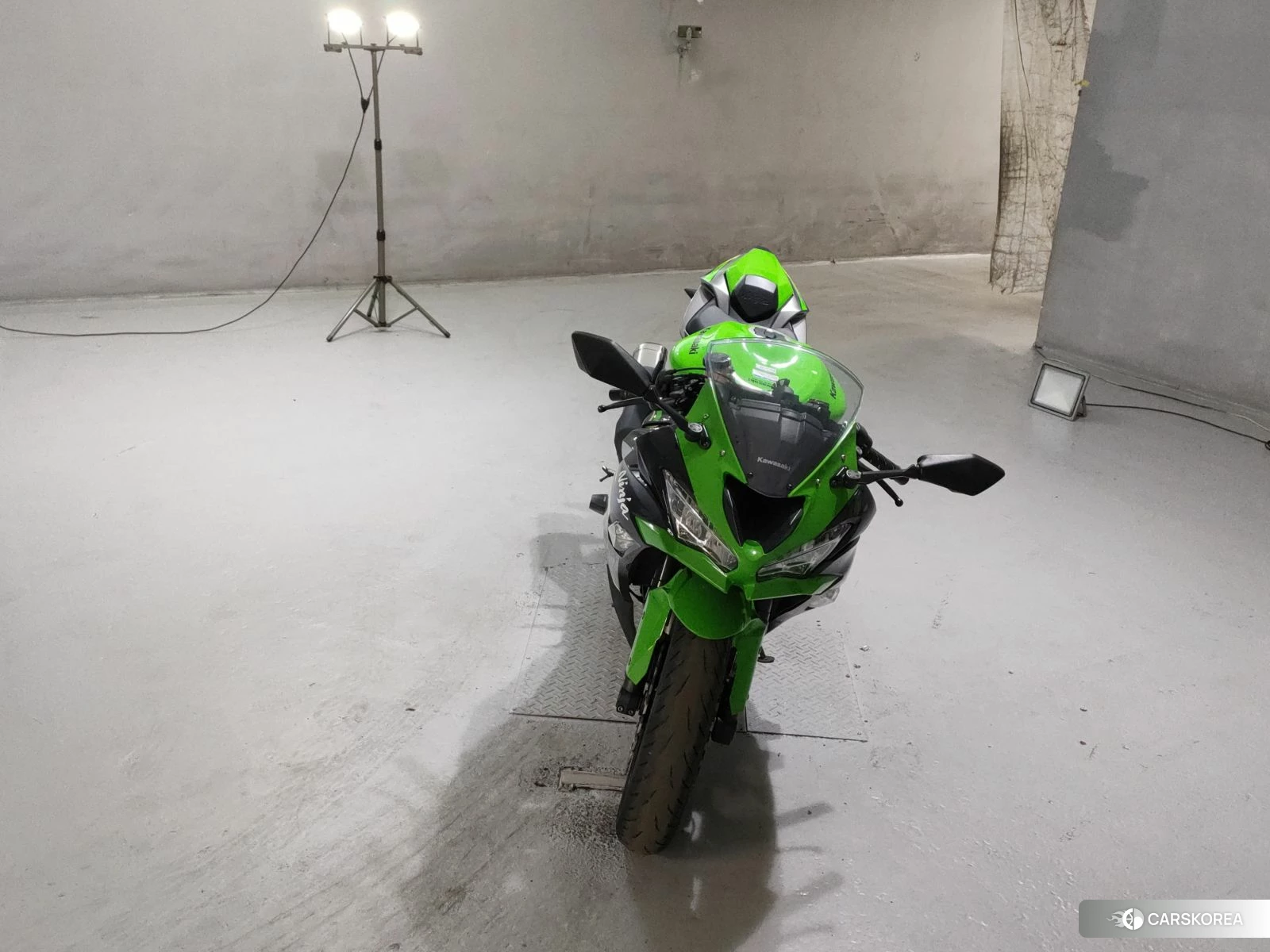 Проданный Kawasaki ZX-6R NINJA 2019 из Японии, фото 5