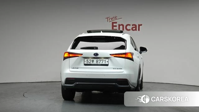 Lexus NX300h id 3845254 из Кореи 13