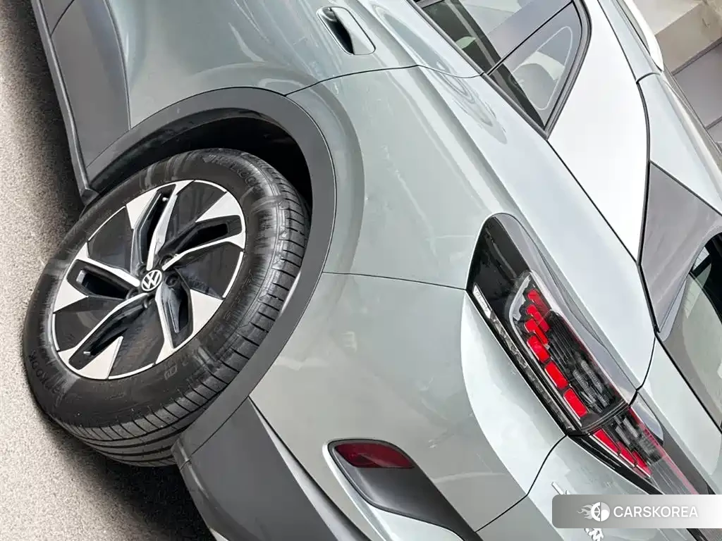 Volkswagen ID.4 CROZZ id 4680596 из Китая 23