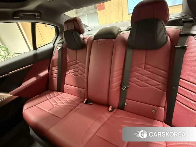 BMW 5 series id 4368381 из Китая 12